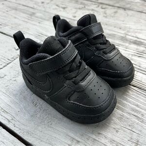 Baby Nike Court Borough Low Sneakers size 4